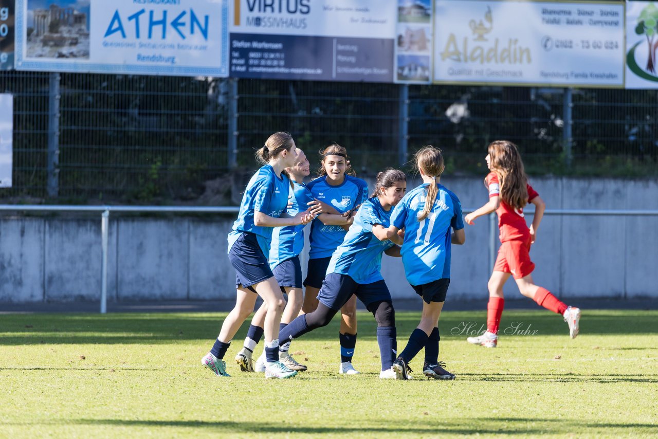 Bild 335 - wBJ TuS Rotenhof - Holstein Kiel : Ergebnis: 1:4